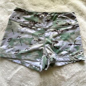 The Barbell Cartel Camo shorts